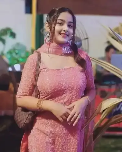 Call Girls Chhuikhadan Cash On Delivery